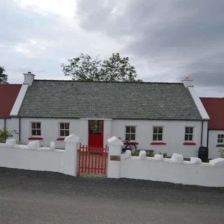 Cecil's Cottage, Ballynary, By Wild Atlantic Wanderer Casa vacanze *