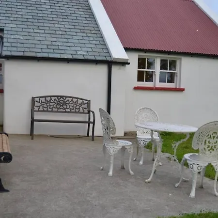 Ferienhaus Cecil's Cottage, Ballynary, By Wild Atlantic Wanderer *
