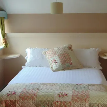 Cecil's Cottage, Ballynary, By Wild Atlantic Wanderer Holiday home *