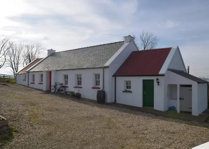 Cecil's Cottage, Ballynary, By Wild Atlantic Wanderer 別荘 *