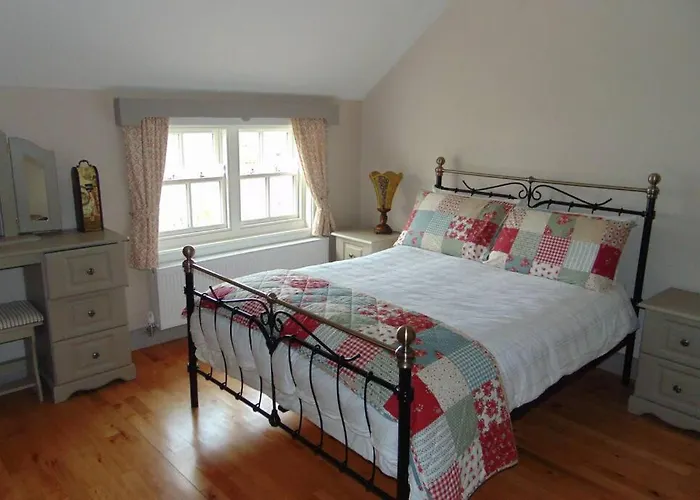 Cecil's Cottage, Ballynary, By Wild Atlantic Wanderer * バンクラナ