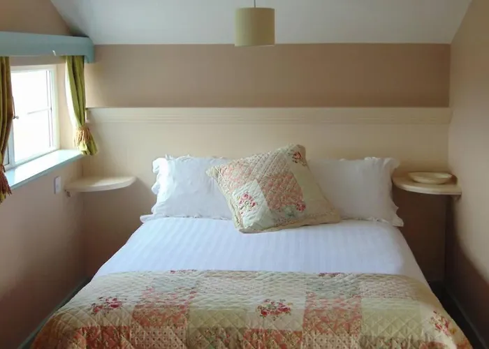 Cecil's Cottage, Ballynary, By Wild Atlantic Wanderer Holiday home *