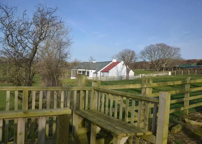Cecil's Cottage, Ballynary, By Wild Atlantic Wanderer Holiday home *